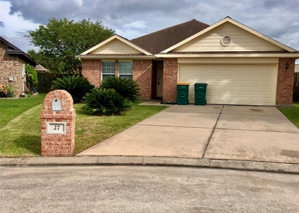 27 Prairie Oaks Drive - Photo 1