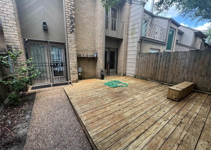 5842 Sampley Way - Photo 1