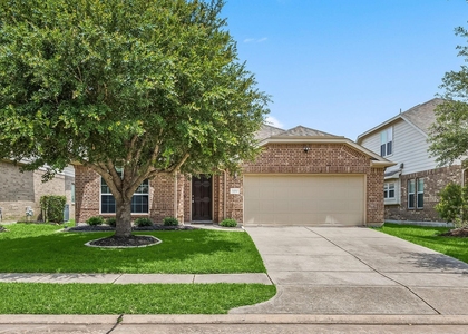 11010 Starling Creek Drive - Photo 1