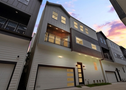 1122 W 16th Street - Photo 1