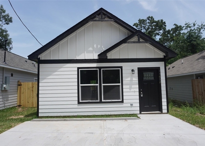 9826 Arbor Oaks - Photo 1