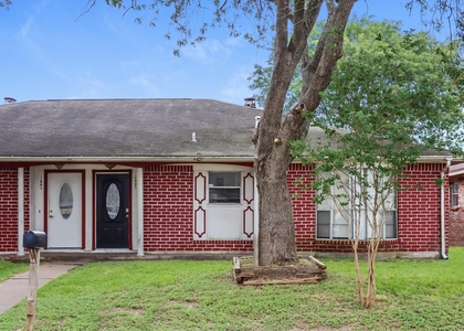 12805 Bexley Drive - Photo 1