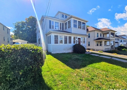 33 Woodmere Road - Photo 1