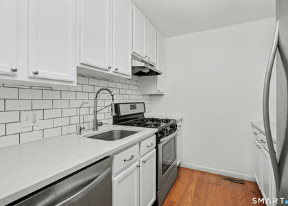 2 Redwood Lane - Photo 1