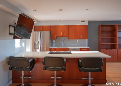 893 Farmington Avenue - Photo 1