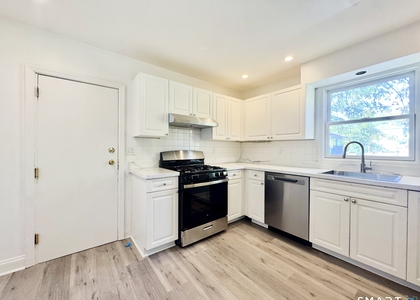 44 Highview Avenue - Photo 1