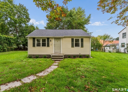4 Elgin Avenue - Photo 1