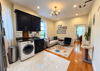 637 St Marks Avenue - Photo 1