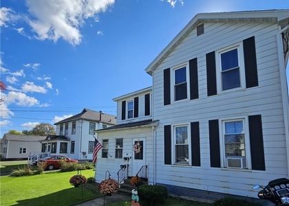 94 Perrine Street - Photo 1