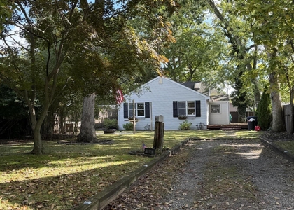 1904 Meadow Road - Photo 1