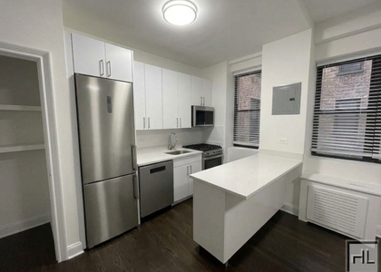 West 55 Street - Photo 1