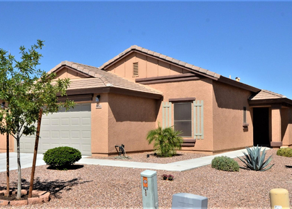 998 W Desert Sky Drive - Photo 1