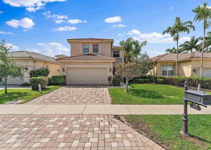 156 Isle Verde Way - Photo 1