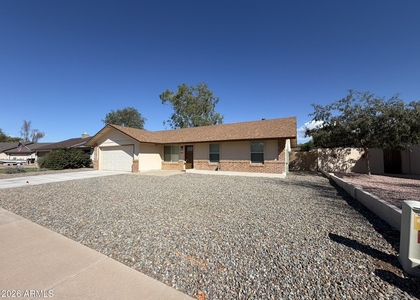 308 E Melody Drive - Photo 1