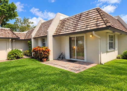 808 E Cypress Lane - Photo 1