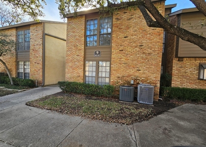 15221 Berry Trail - Photo 1