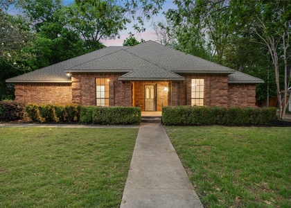 306 Westpark Drive N - Photo 1