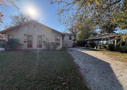 909 Vine Street - Photo 1
