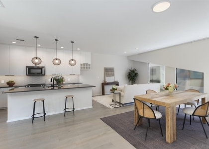 4703 Munger Avenue - Photo 1