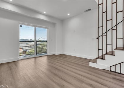 1575 Ricardo Street - Photo 1