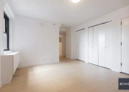 222 East 39th Street - Photo 1