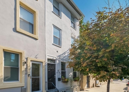 407 W Jefferson Street - Photo 1