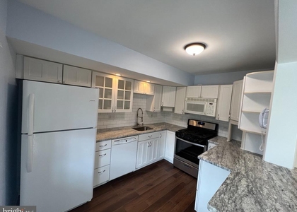 382 Homeland Southway - Photo 1