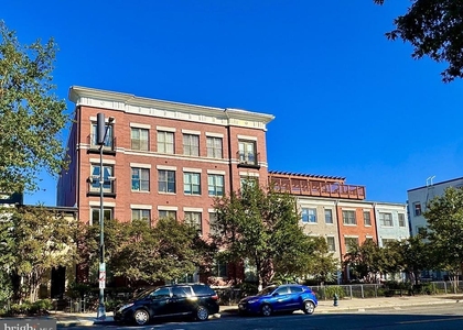 1425 11th Street Nw - Photo 1