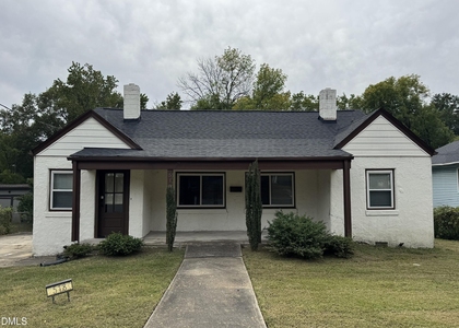 518 Elmira Avenue - Photo 1