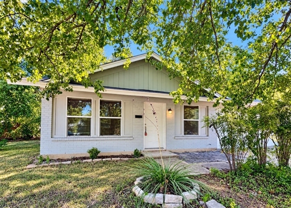 813 Emerald Wood Dr - Photo 1