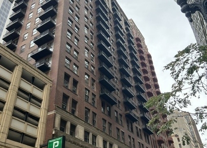 212 W Washington Street W - Photo 1
