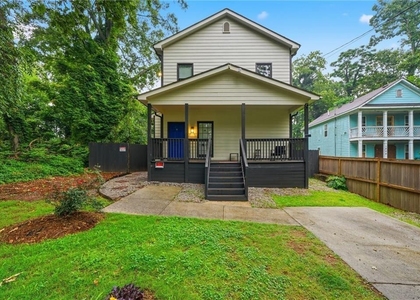 1806 Charleston Avenue Se - Photo 1