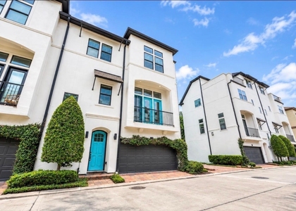 8822 Lakeshore Bend Drive - Photo 1