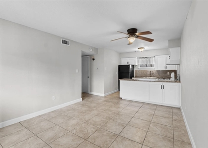 2819 Berry Street - Photo 1