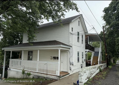 713 Cherry Street - Photo 1