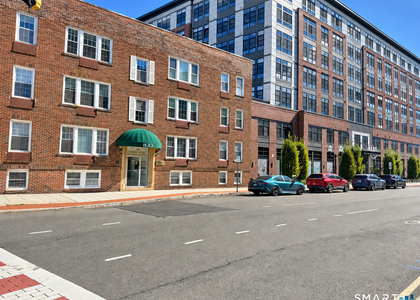 833 Summer Street - Photo 1
