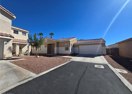 7905 Smokey Ridge Court - Photo 1