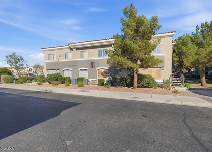 10245 Maryland - Photo 1