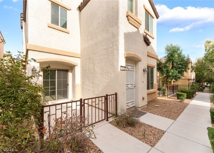 8941 Glass Gallery Court - Photo 1