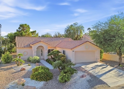 10129 Cresent Creek Drive - Photo 1