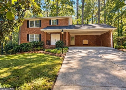 2878 Pine Valley Circle - Photo 1