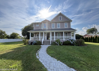 516 2nd Avenue - Photo 1