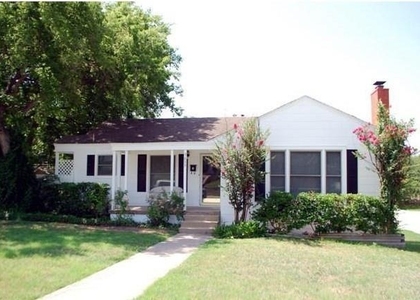 3833 Dexter Avenue - Photo 1