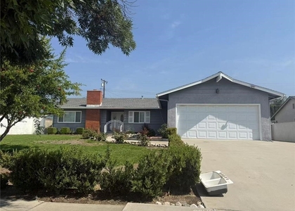 1095 W 17th Street - Photo 1