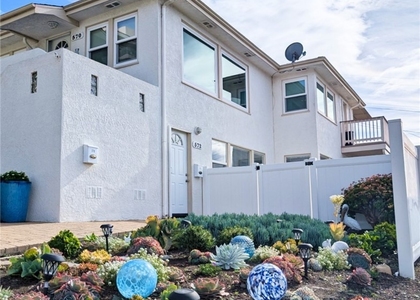 572 Harloe Avenue - Photo 1