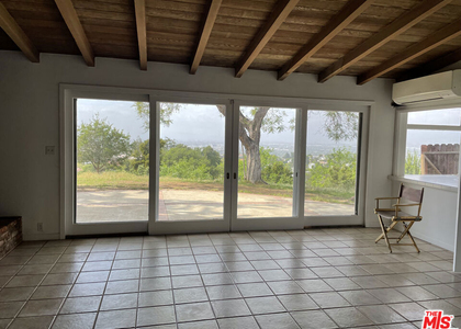 3327 Wonder View Plaza - Photo 1