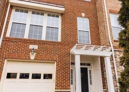 21927 Windy Oaks Square - Photo 1
