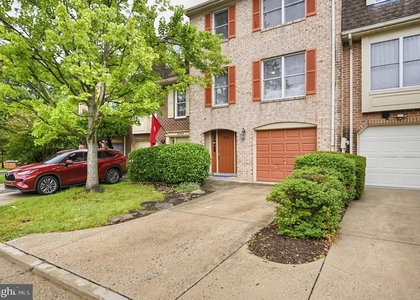 8006 Broken Reed Court - Photo 1