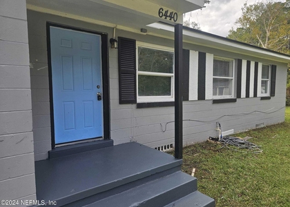 6440 Lockhart Drive E - Photo 1