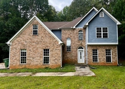 2865 Fairburn Circle Sw - Photo 1